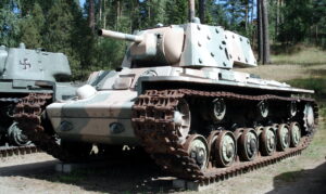 Těžký tank KV-1E